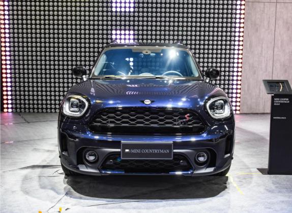 MINI COUNTRYMAN 2022款 2.0T COOPER S ALL4 黑标特别版 外观   正前