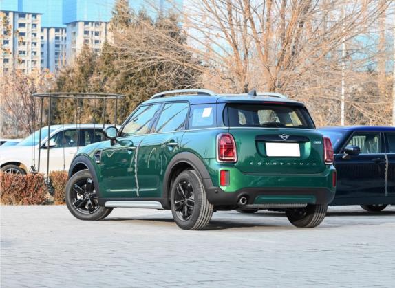 MINI COUNTRYMAN 2022款 改款 1.5T COOPER 外观   斜后