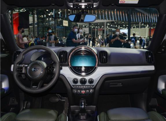 MINI COUNTRYMAN 2022款 2.0T COOPER S ALL4 不羁特别版 中控类   中控全图