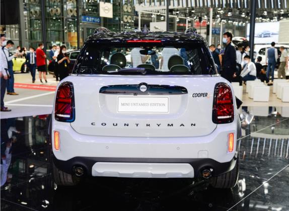 MINI COUNTRYMAN 2022款 2.0T COOPER S ALL4 不羁特别版 外观   正后