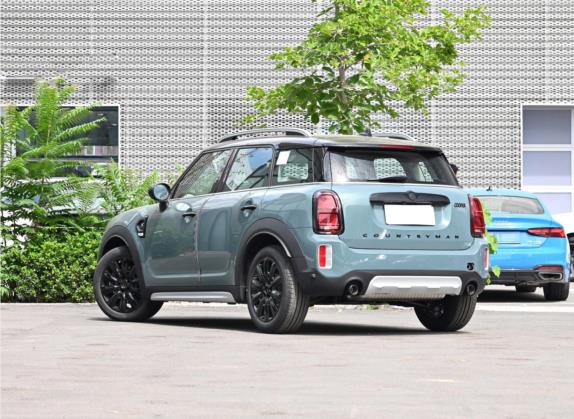 MINI COUNTRYMAN 2023款 2.0T COOPER S 鉴赏家 外观   斜后