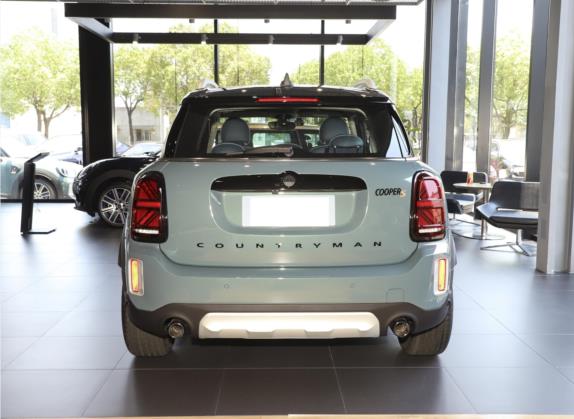 MINI COUNTRYMAN 2023款 2.0T COOPER S ALL4 鉴赏家 外观   正后