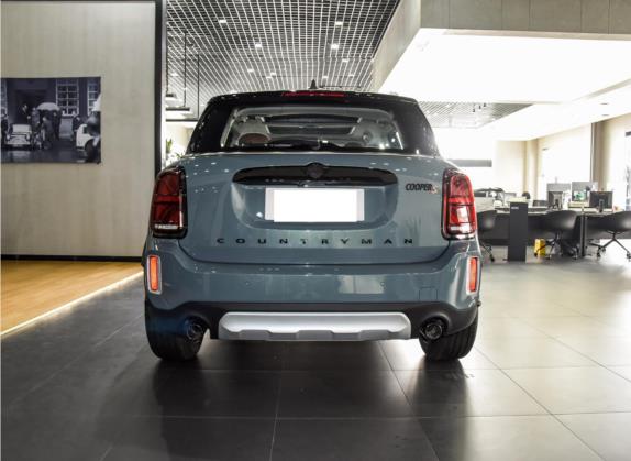 MINI COUNTRYMAN 2023款 改款 2.0T COOPER S ALL4 鉴赏家 外观   正后