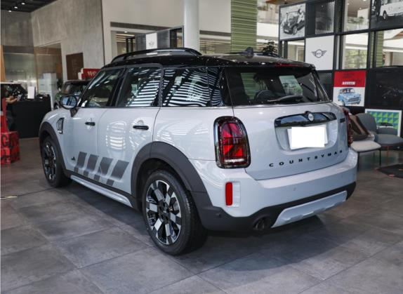 MINI COUNTRYMAN 2023款 1.5T COOPER ALL4 不羁特别版 外观   斜后