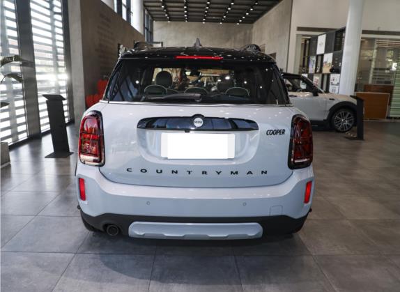 MINI COUNTRYMAN 2023款 1.5T COOPER ALL4 不羁特别版 外观   正后