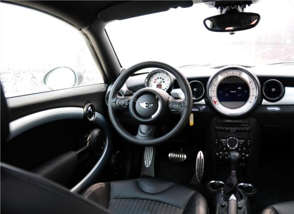 MINI COUPE 2012款 1.6T COOPER S 中控类   驾驶位