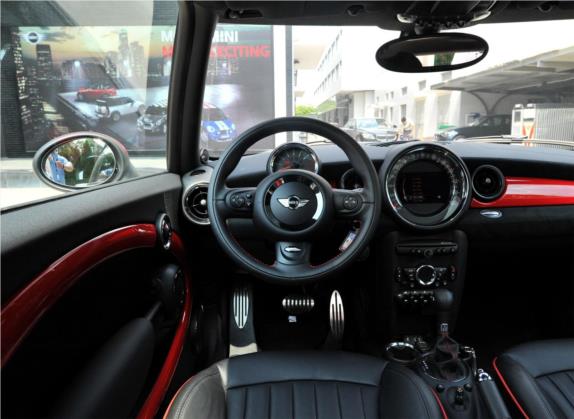 MINI JCW 2013款 1.6T JOHN COOPER WORKS 中控类   驾驶位