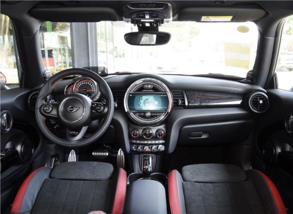 MINI JCW 2018款 2.0T JOHN COOPER WORKS ALL-IN 中控类   中控全图