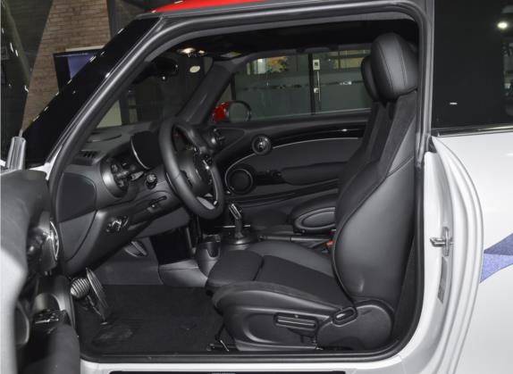 MINI JCW 2022款 改款 2.0T JOHN COOPER WORKS ALL-IN 车厢座椅   前排空间