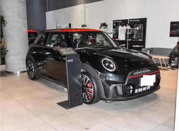 MINI JCW 2023款 2.0T JOHN COOPER WORKS Pat Moss纪念版 外观   头图