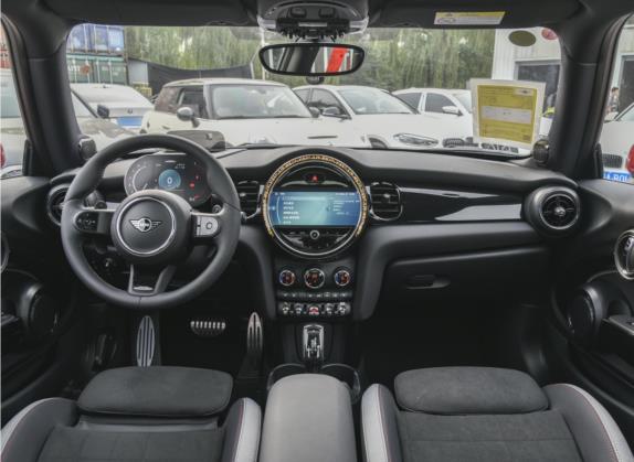 MINI JCW 2023款 2.0T JOHN COOPER WORKS ALL-IN 中控类   中控全图