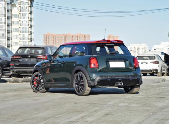 MINI JCW 2023款 改款 2.0T JOHN COOPER WORKS ALL-IN 外观   斜后