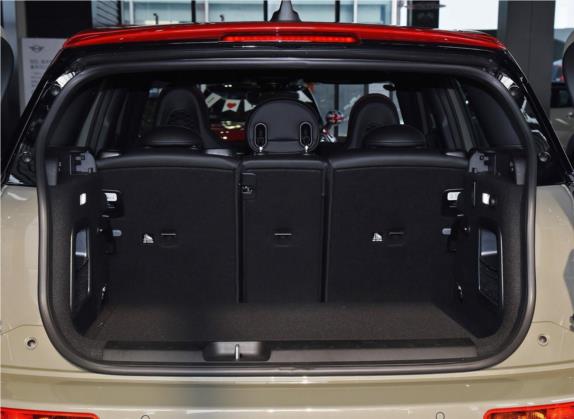MINI JCW CLUBMAN 2018款 2.0T JOHN COOPER WORKS ALL-IN 车厢座椅   后备厢