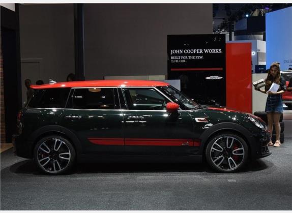 MINI JCW CLUBMAN 2020款 2.0T JOHN COOPER WORKS ALL-IN 外观   正侧