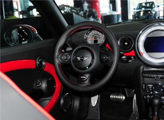 MINI JCW COUPE 2013款 1.6T JOHN COOPER WORKS 中控类   驾驶位