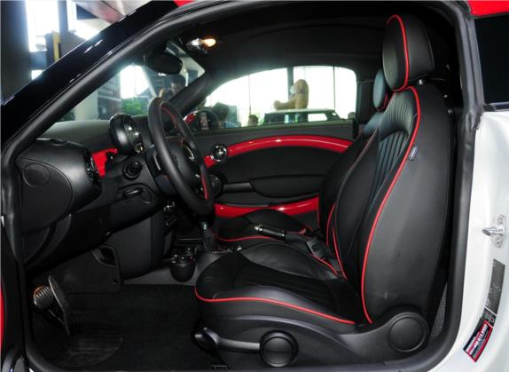 MINI JCW COUPE 2013款 1.6T JOHN COOPER WORKS 车厢座椅   前排空间
