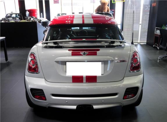 MINI JCW COUPE 2013款 1.6T JOHN COOPER WORKS 外观   正后