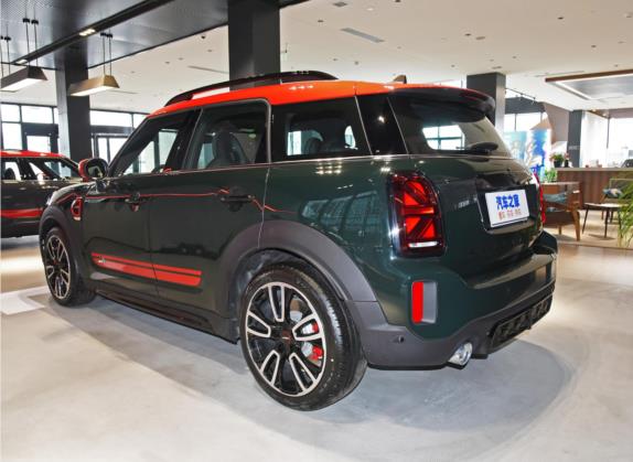 MINI JCW COUNTRYMAN 2022款 2.0T JOHN COOPER WORKS ALL-IN 外观   斜后