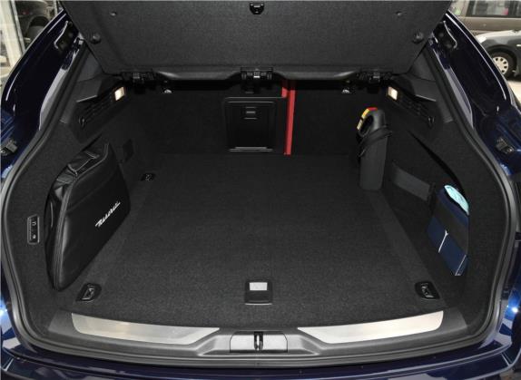 Levante 2019款 3.0T 标准版 国V 车厢座椅   后备厢