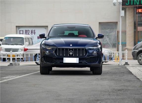 Levante 2019款 3.0T 标准版 国V 外观   正前