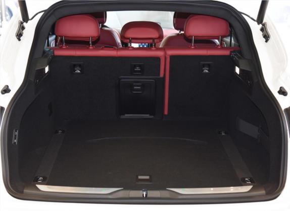 Levante 2021款 3.0T 豪华版 车厢座椅   后备厢