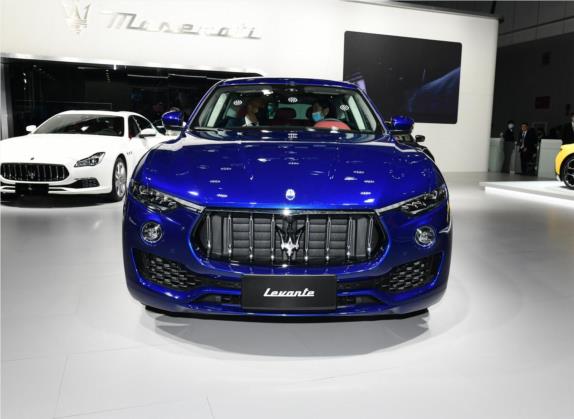 Levante 2022款 2.0T GT锋芒版 外观   正前