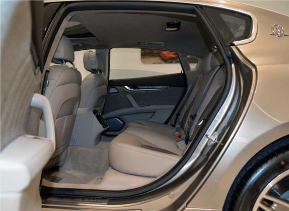 总裁 2014款 3.8T 杰尼亚限量版 车厢座椅   后排空间