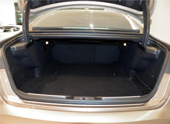 总裁 2014款 3.8T 杰尼亚限量版 车厢座椅   后备厢