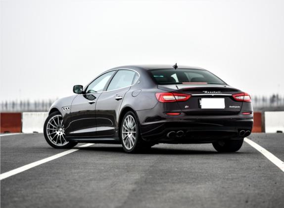 总裁 2015款 3.0T S Q4 外观   斜后