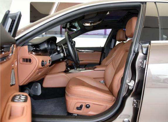 总裁 2015款 3.8T 标准型 车厢座椅   前排空间
