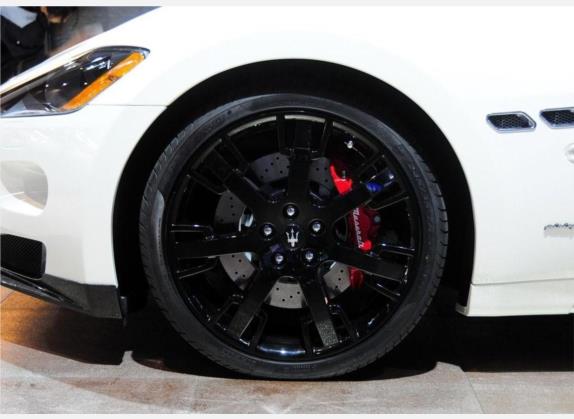 GranTurismo 2009款 4.7L Sport Automatic 其他细节类   前轮