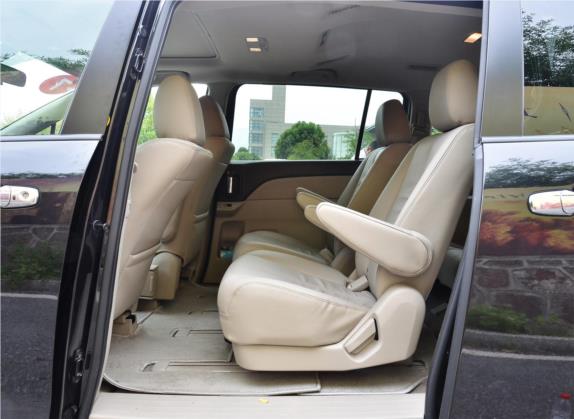 马自达8 2011款 2.3L 至尊版 车厢座椅   后排空间