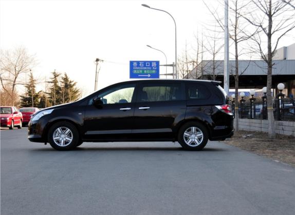 马自达8 2011款 2.3L 精英版 外观   正侧