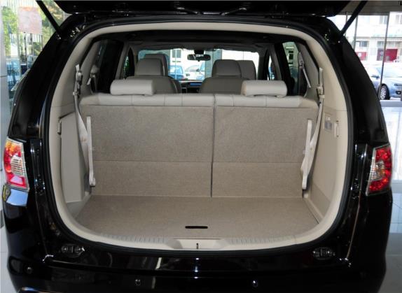 马自达8 2013款 2.5L 至尊版 车厢座椅   后备厢