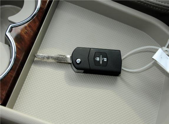 马自达8 2013款 2.5L 尊贵版 其他细节类   钥匙