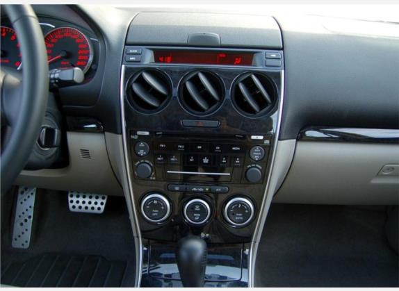 马自达6 2006款 Wagon 2.3L 自动型 中控类   中控台