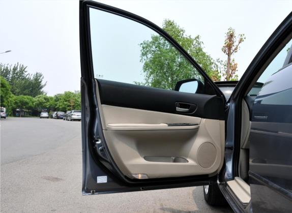 马自达6 2011款 2.0L 自动豪华型 车厢座椅   前门板