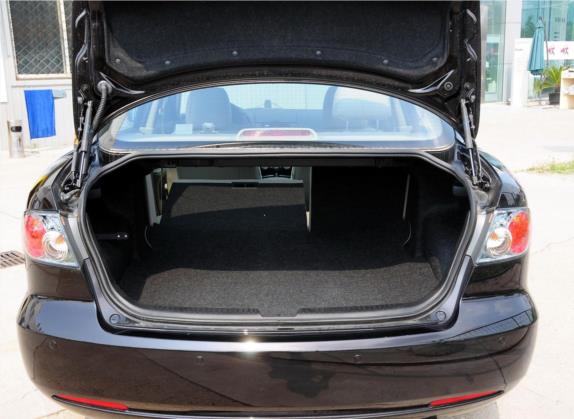 马自达6 2012款 2.0L 自动超豪华型 车厢座椅   后备厢