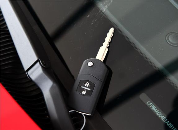马自达6 2014款 2.0L 自动经典型 其他细节类   钥匙