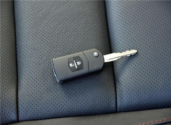 马自达6 2015款 2.0L 自动豪华型 其他细节类   钥匙