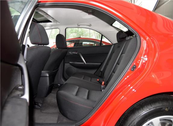 马自达6 2015款 2.0L 自动时尚型 车厢座椅   后排空间