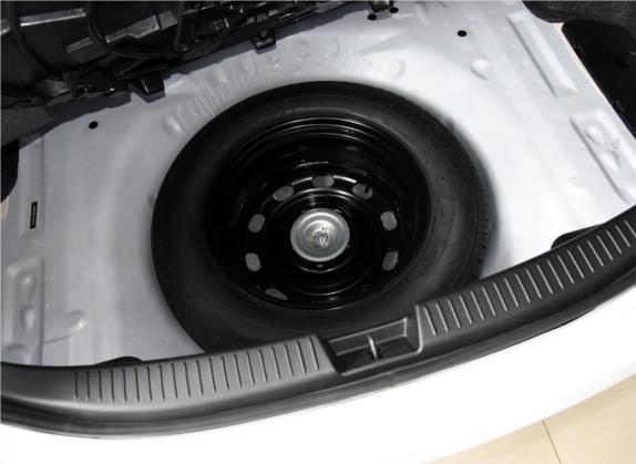 马自达6 2015款 2.0L 自动经典型 其他细节类   备胎