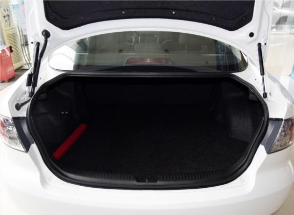 马自达6 2015款 2.0L 自动经典型 车厢座椅   后备厢