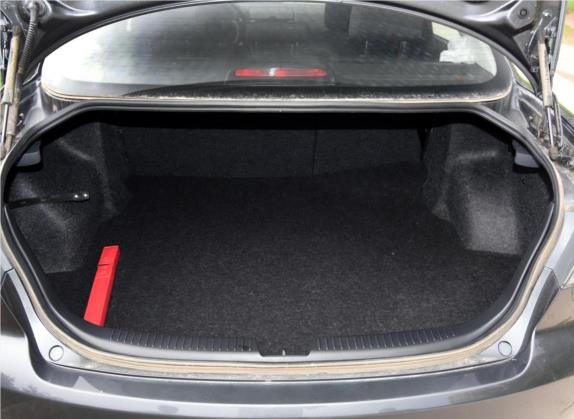 马自达6 2015款 2.0L 手动型 车厢座椅   后备厢