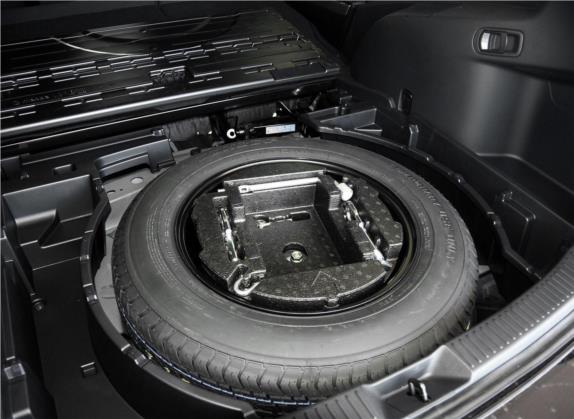 马自达CX-7 2014款 2.5L 2WD 时尚版 其他细节类   备胎