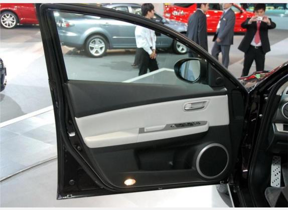 睿翼 2009款 2.5L 自动尊贵版 车厢座椅   前门板