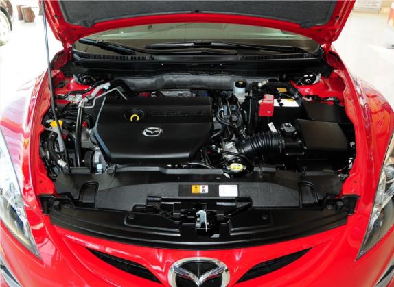 睿翼 2012款 轿跑 2.0L 自动精英版 其他细节类   发动机舱