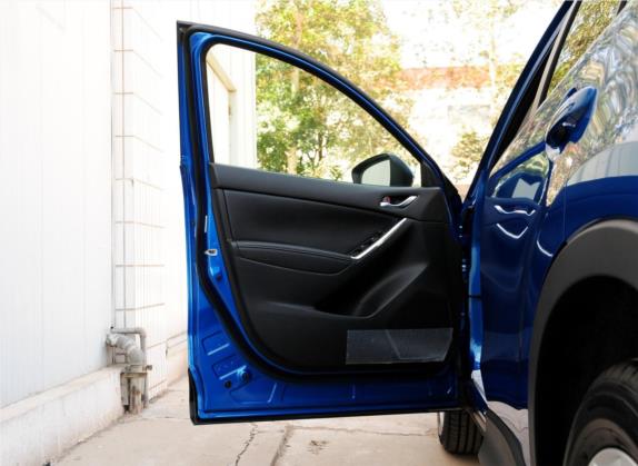 马自达CX-5(进口) 2012款 2.0L 四驱尊贵版 车厢座椅   前门板