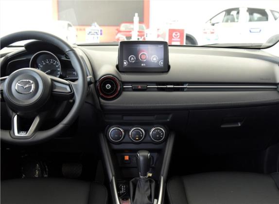 马自达CX-3 2018款 2.0L 自动豪华型 中控类   中控台
