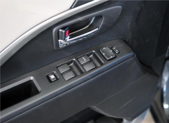 马自达5 2011款 2.0L 自动舒适型 车厢座椅   门窗控制